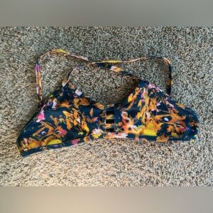 Jolyn Bikini Top
